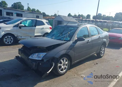 2005 Ford Focus Zx4 из США, поврежденный, VIN 1FAFP34N85W192677